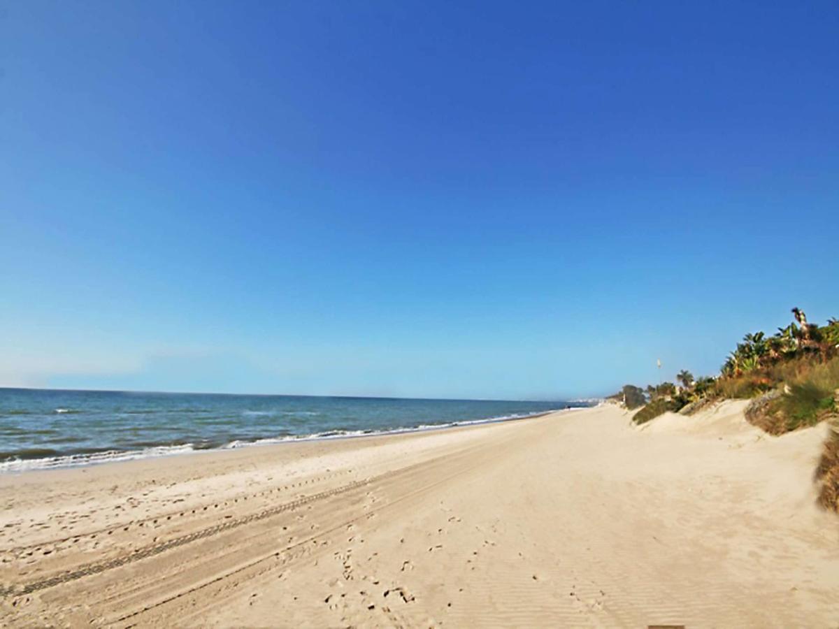 Elviria Beach Apartment Марбелья Экстерьер фото