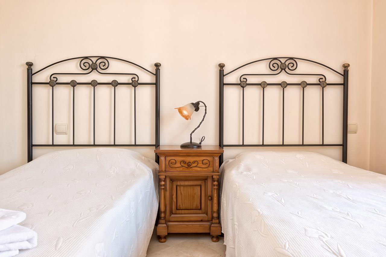Elviria Beach Apartment Марбелья Экстерьер фото